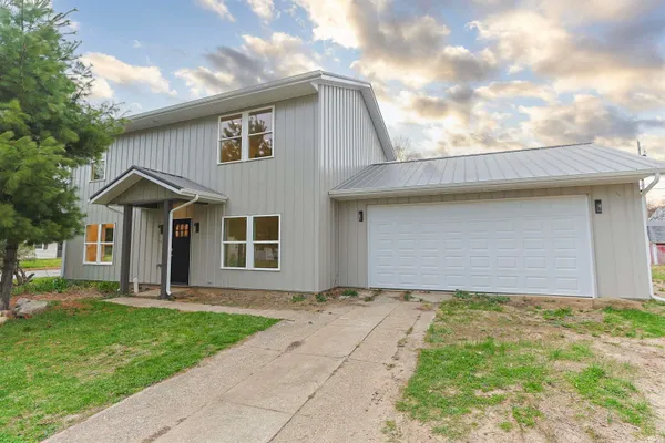 $299,900 | 4024 Addison Street, South Bend, IN 46614