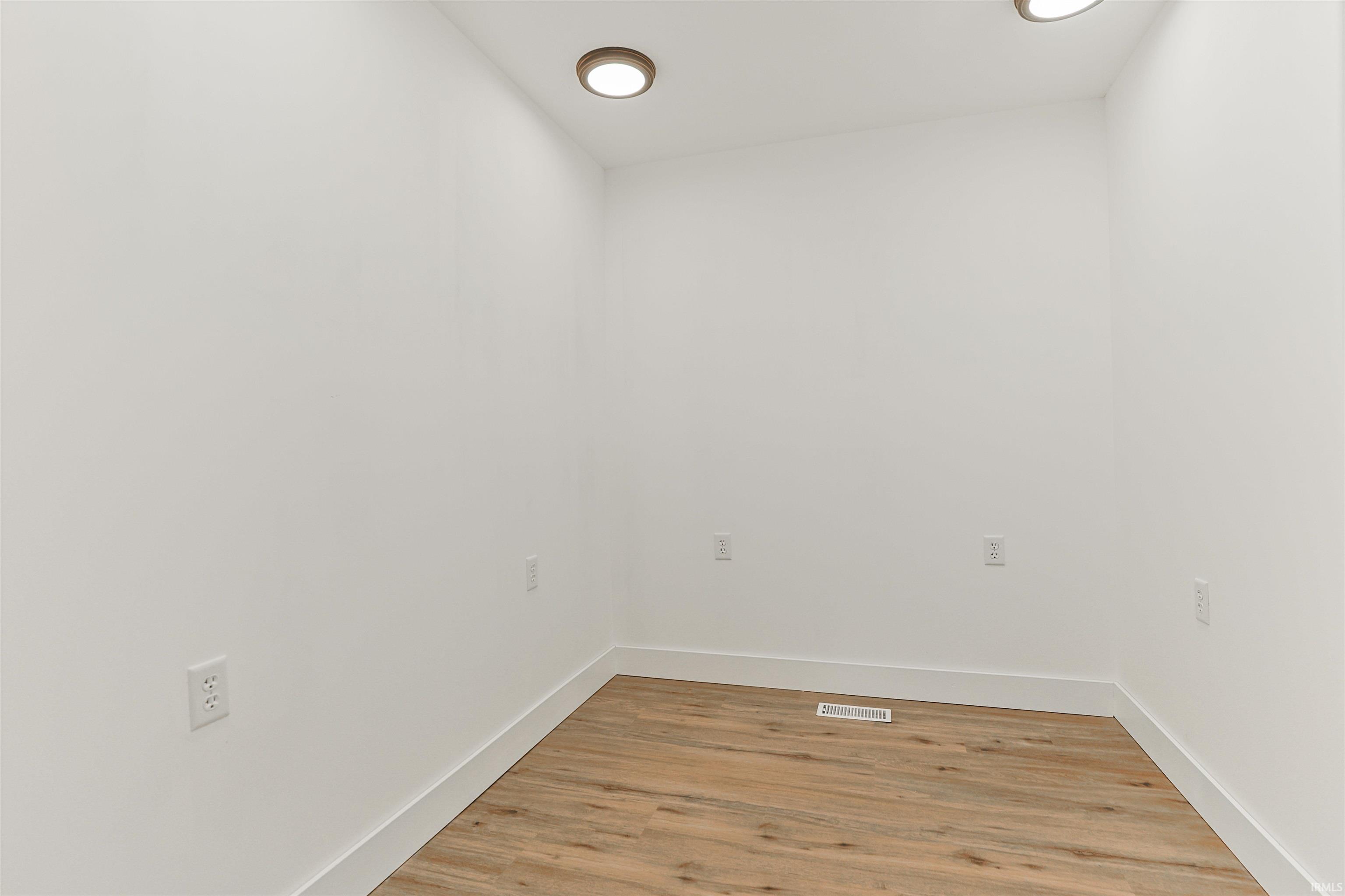 4024 Addison Street South Bend, IN 46614 - Photo 21 of 35