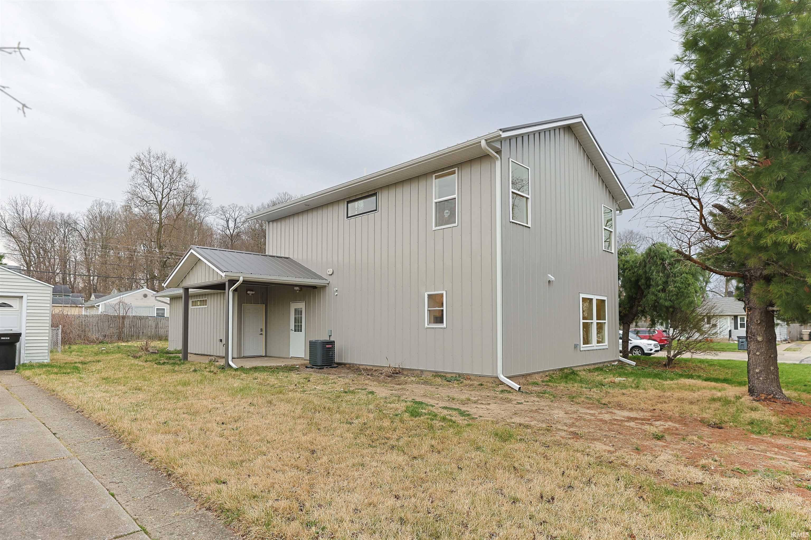 4024 Addison Street South Bend, IN 46614 - Photo 33 of 35