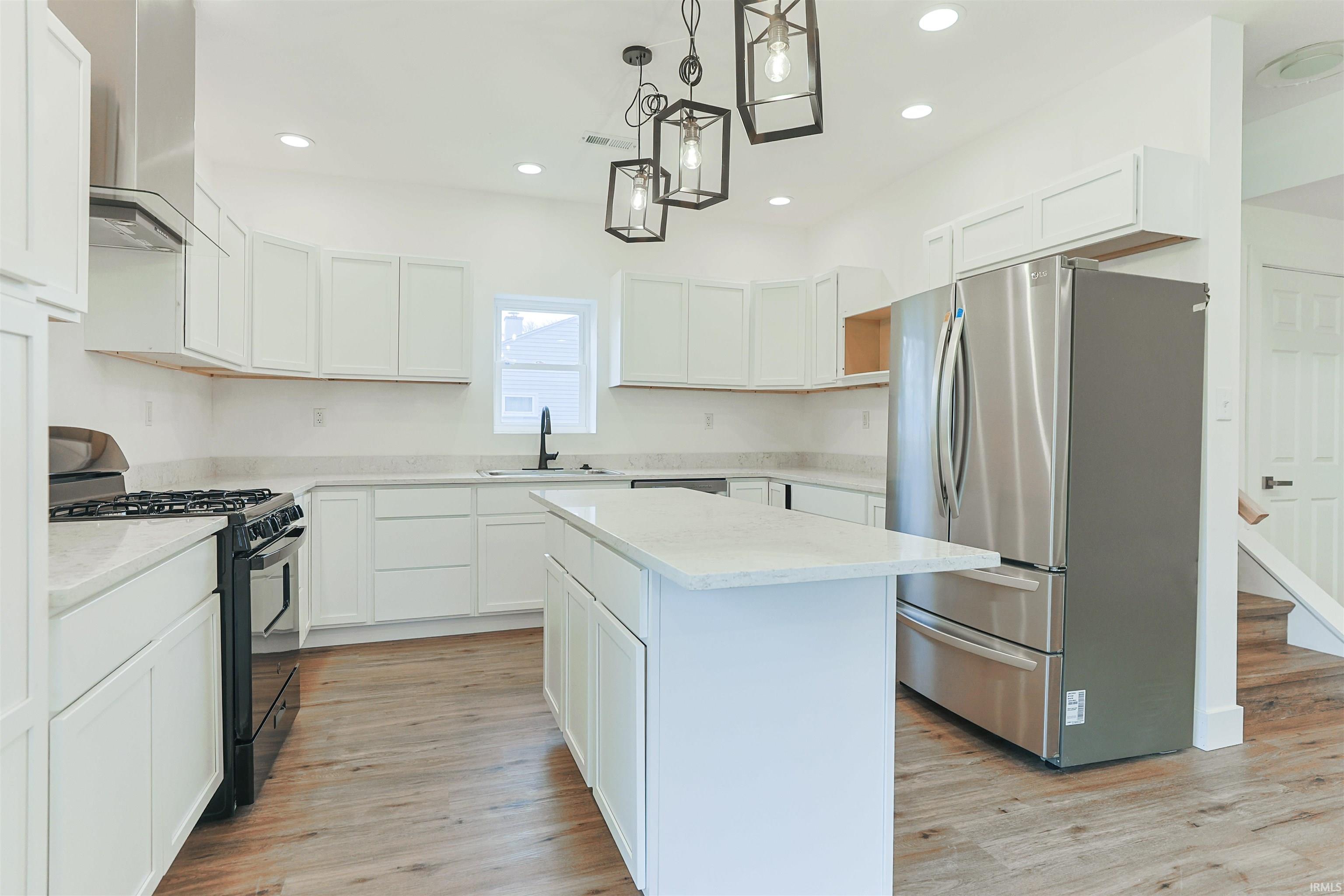 4024 Addison Street South Bend, IN 46614 - Photo 10 of 35