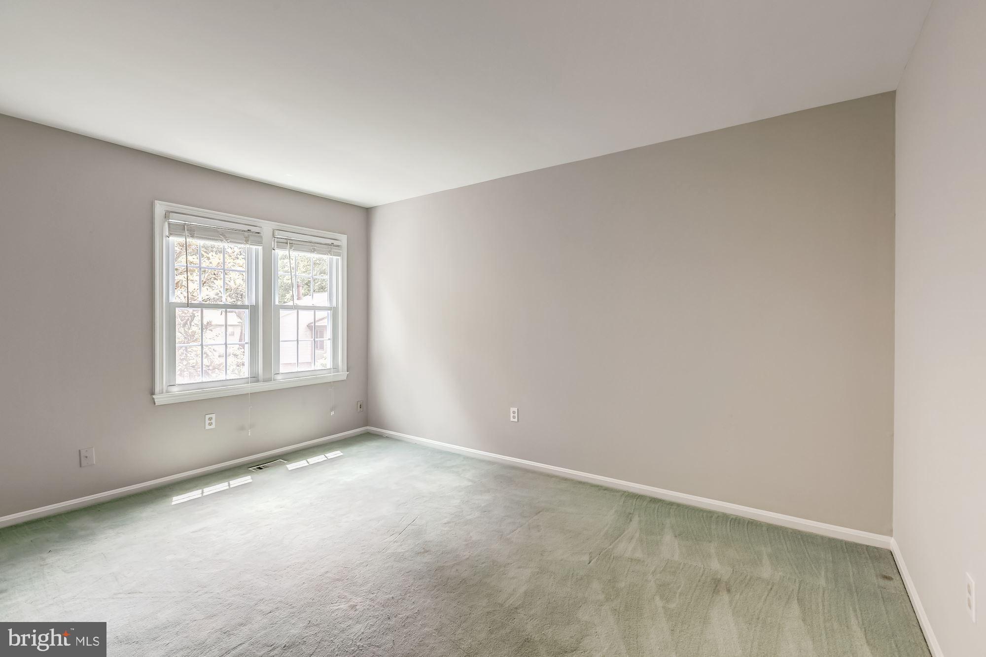 2183 Greenkeepers Court Reston, VA 20191 - Photo 20 of 30 Second bedroom on upper level