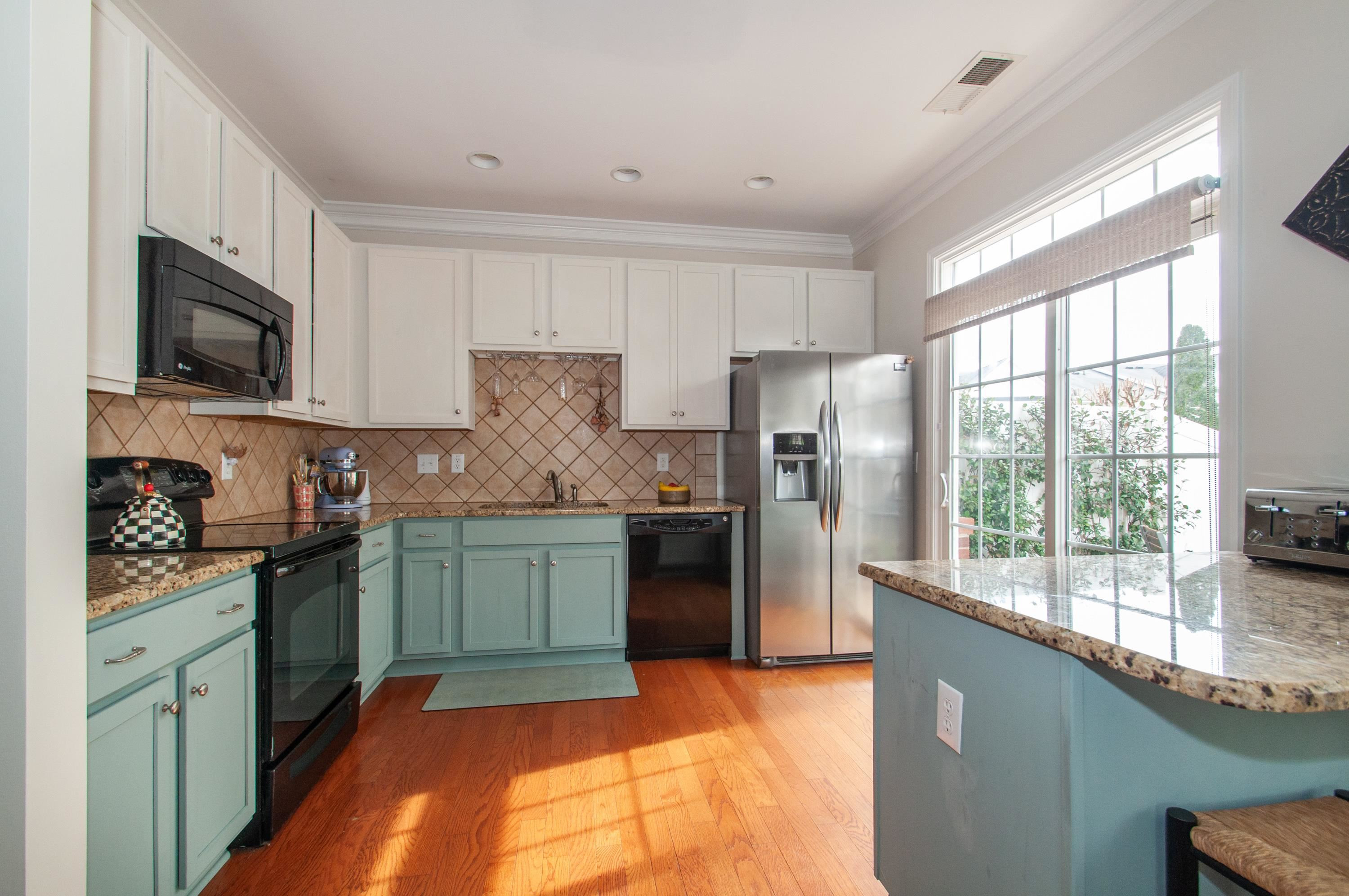 1111 Consortium Drive, Unit 107 Raleigh, NC 27603 - Photo 8 of 32 Kitchen