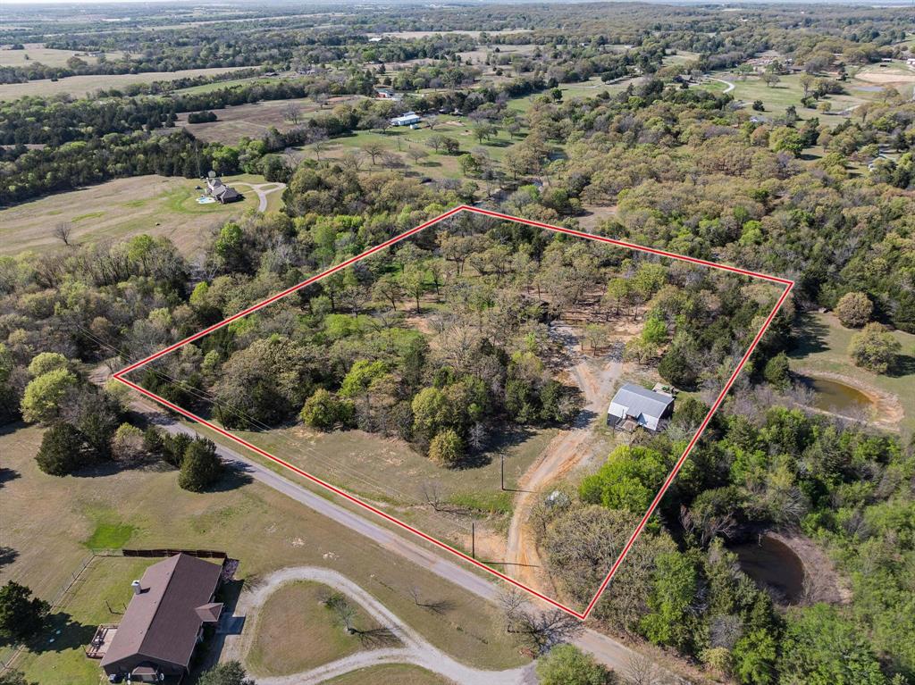 181 Jennettes Road Denison, TX 75020 - Photo 4 of 40