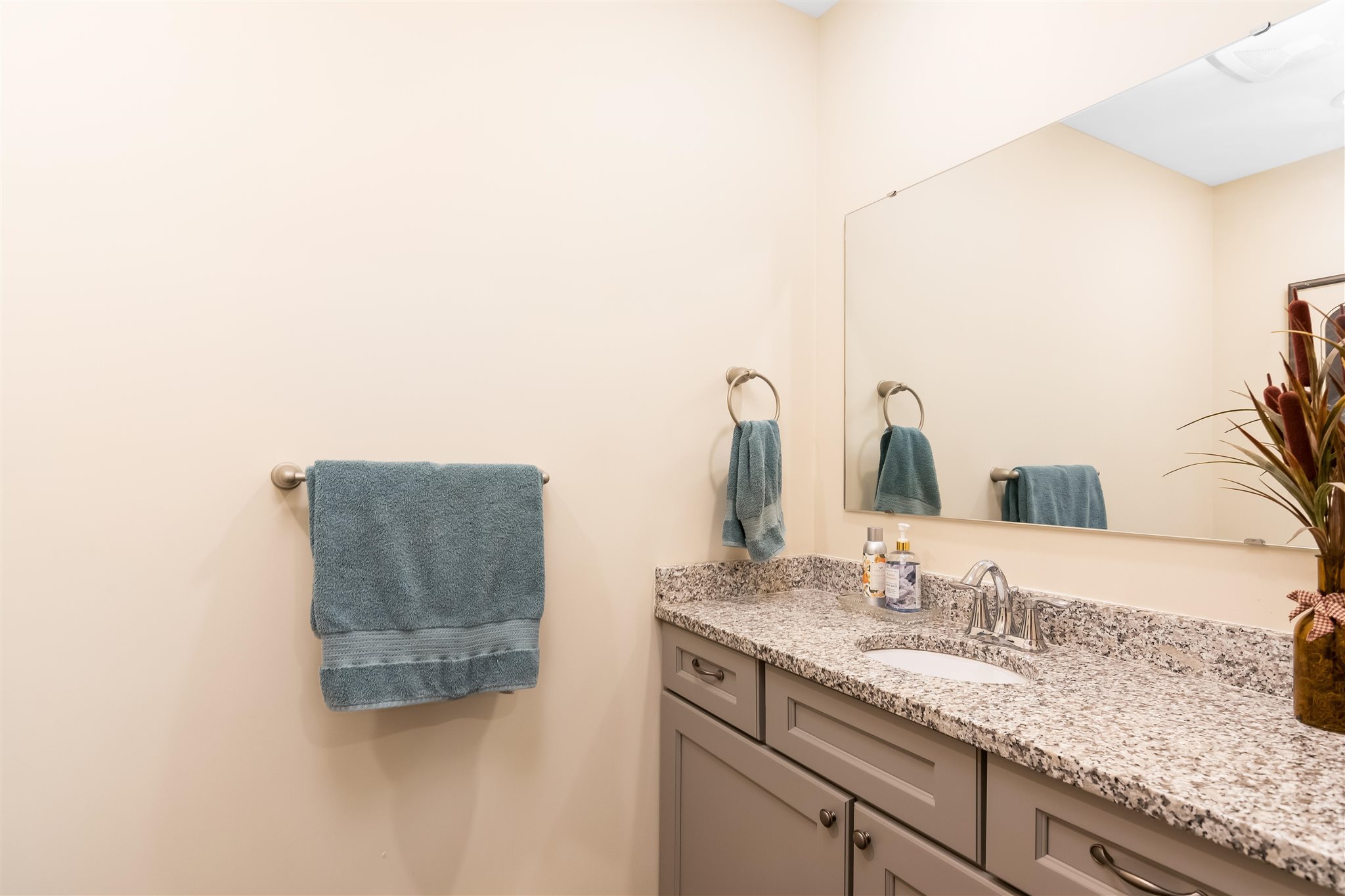19 East Road, Unit F Fairfax, VT 05454 - Photo 18 of 28