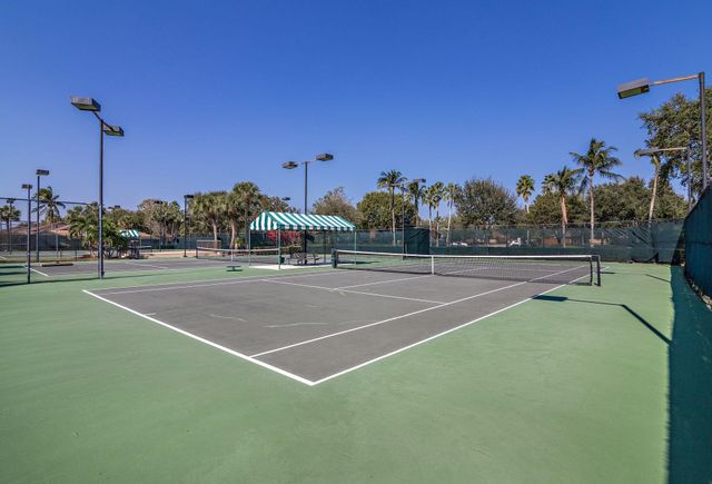 a view of a tennis court
