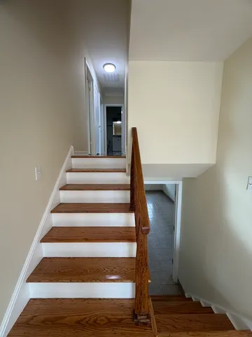 $3,300 | 3837 Emerson Drive, Schiller Park, IL 60176