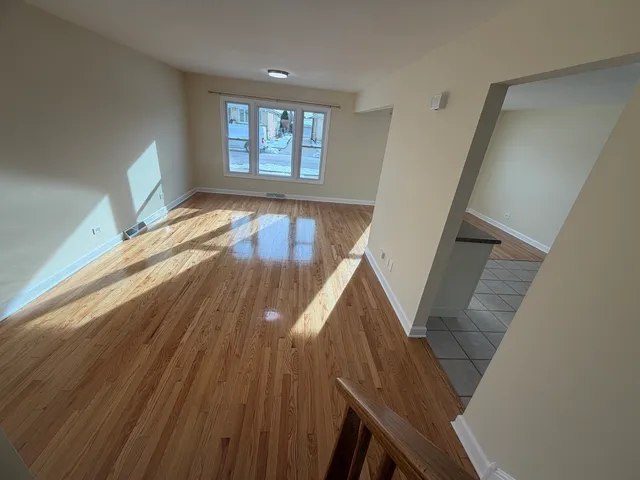 $3,300 | 3837 Emerson Drive, Schiller Park, IL 60176