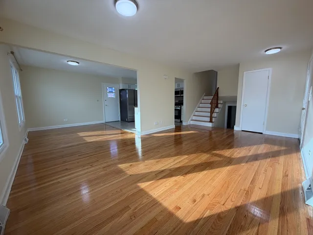 $3,300 | 3837 Emerson Drive, Schiller Park, IL 60176