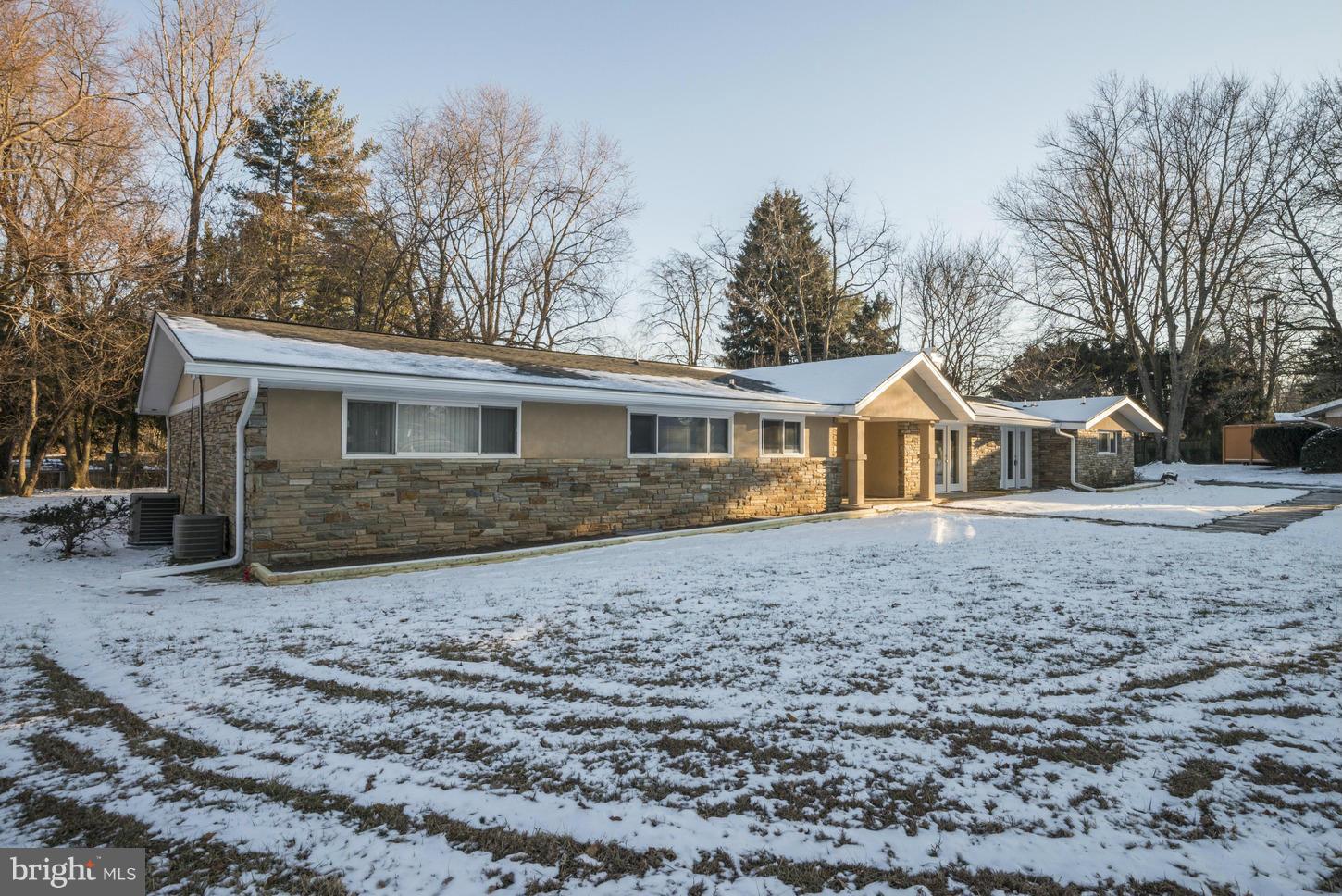 3405 Fielding Road Baltimore, MD 21208 - Photo 2 of 27 View