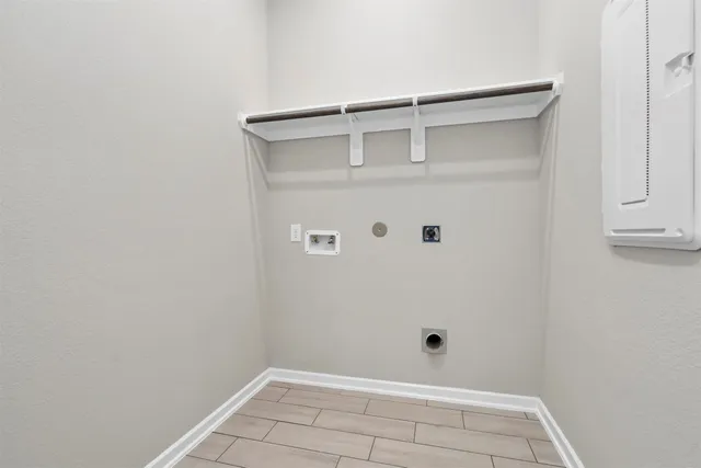 a view of an empty room with window