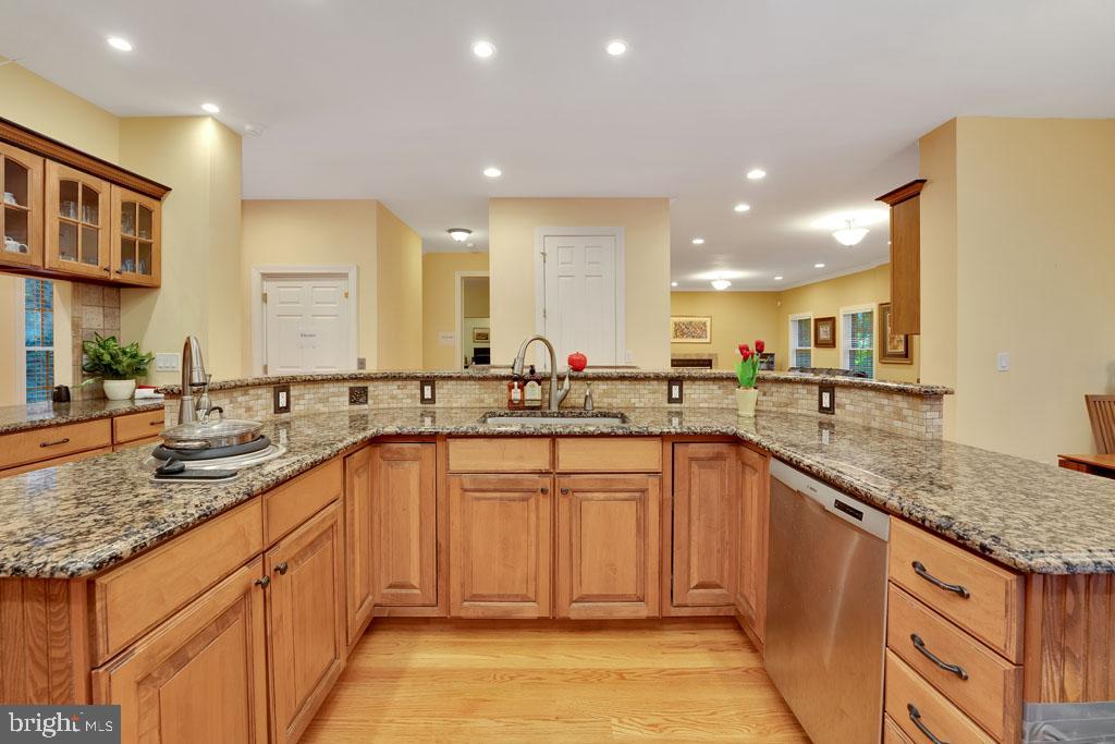 633 State Road Princeton, NJ 08540 - Photo 22 of 50 Island kitchen