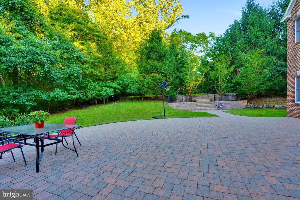 633 State Road Princeton, NJ 08540 - Photo 42 of 50 Large and private patio