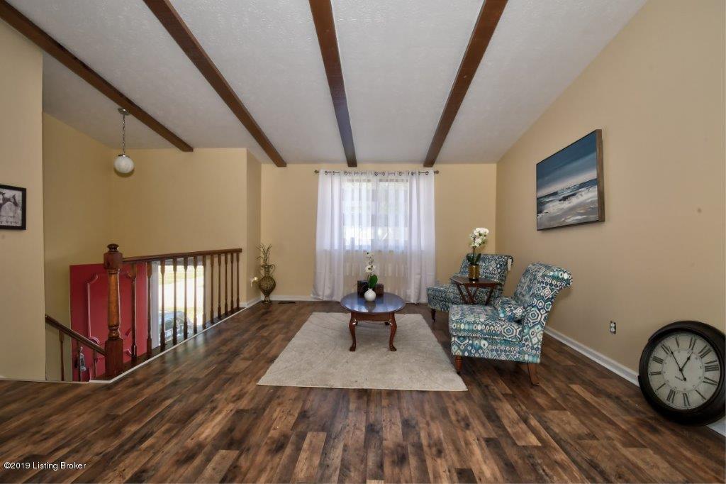6310 Overton Road Louisville, KY 40228 - Photo 14 of 22 CWD_1477_78_79_80_Realistic