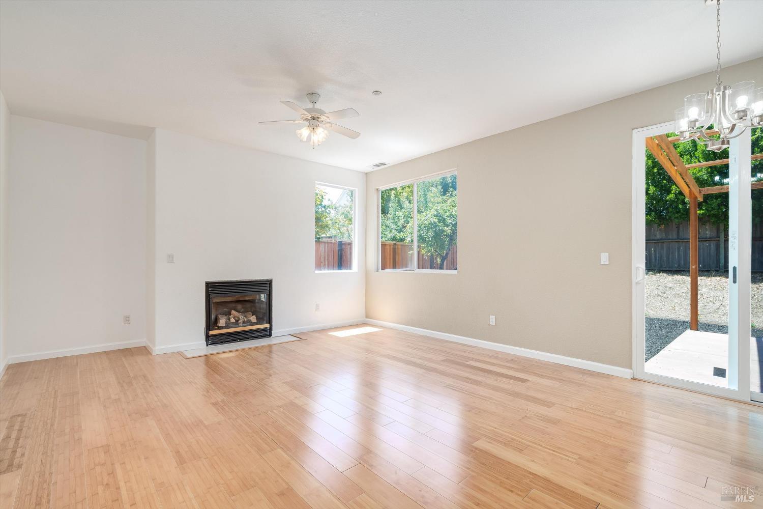 1715 Spur Ridge Lane Healdsburg, CA 95448 - Photo 12 of 39
