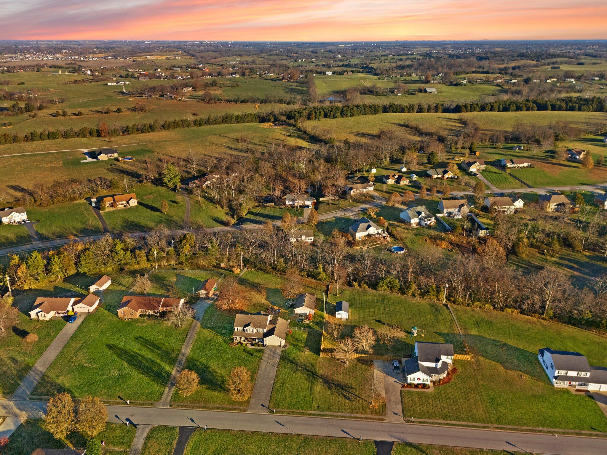 320 Ridgeview Drive Berea, KY 40403 - Photo 72 of 76 72-web-or-mls-DJI_20241207090006_0081_D