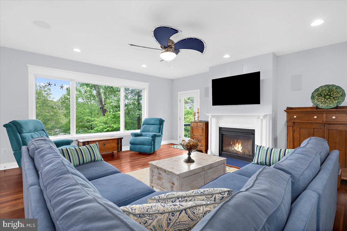 637 Ravine Road Severna Park, MD 21146 - Photo 8 of 48 Gallery Image 8