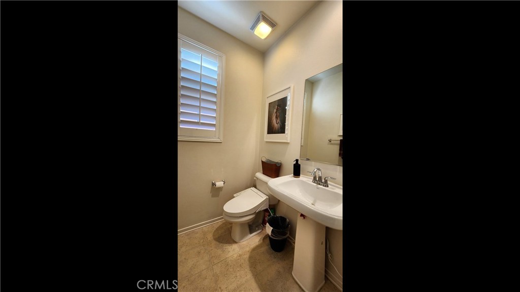 3341 Pine Ridge Loop Ontario, CA 91761 - Photo 7 of 27