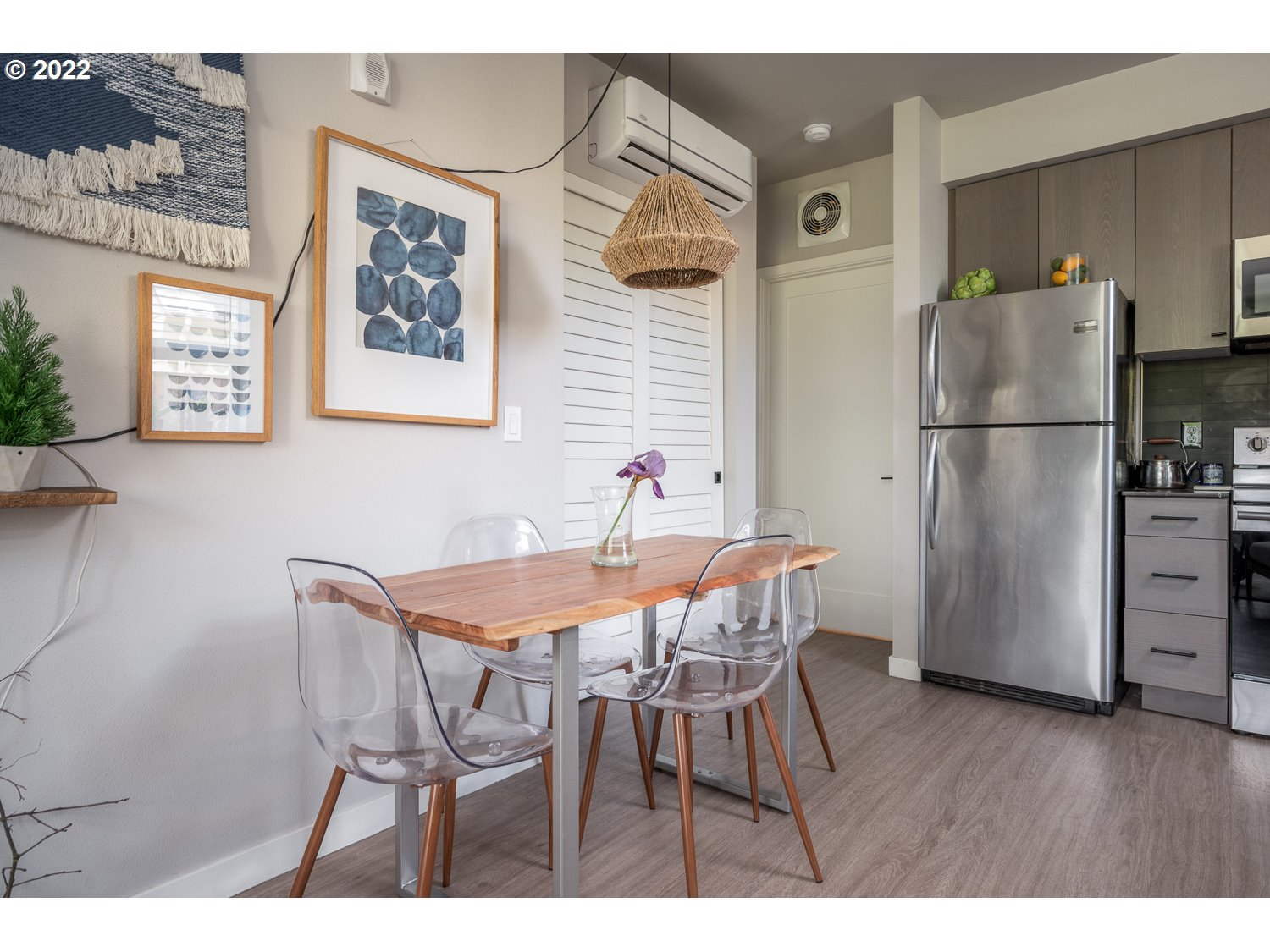 1801 North Rosa Parks Way, Unit 106 Portland, OR 97217 - Photo 9 of 24 Dining Area