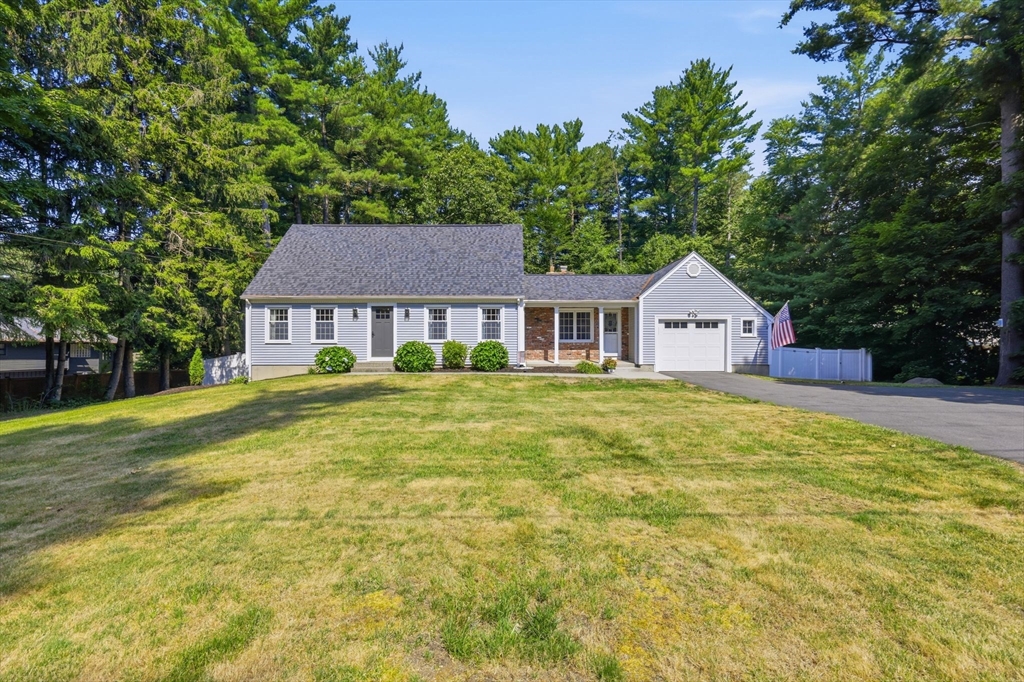 175 Pontoosic Road Westfield, MA 01085 - Photo 3 of 38