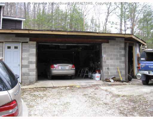 0 Rt 6 Charleston, WV 25301 - Photo 8 of 8 Exterior Front.