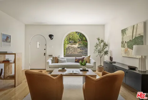 $1,495,000 | 1415 Murray Drive, Los Angeles, CA 90026