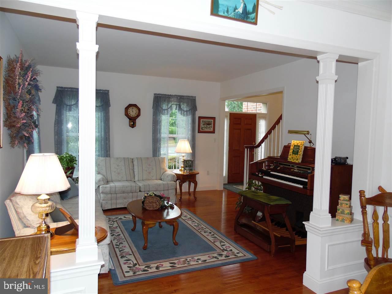 6557 Windmere Road Harrisburg, PA 17111 - Photo 4 of 24 Gallery Image 4