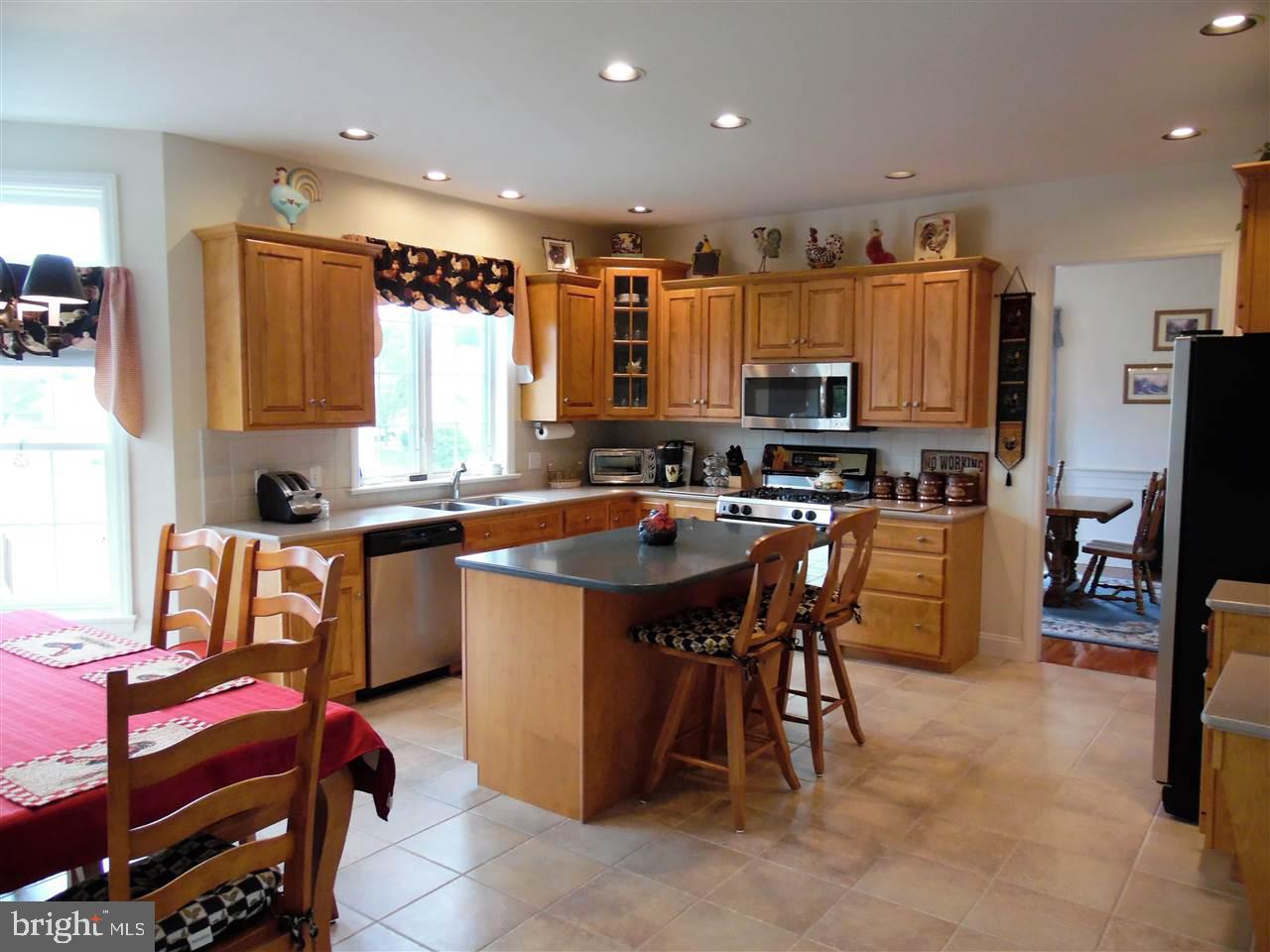 6557 Windmere Road Harrisburg, PA 17111 - Photo 6 of 24 Gallery Image 6