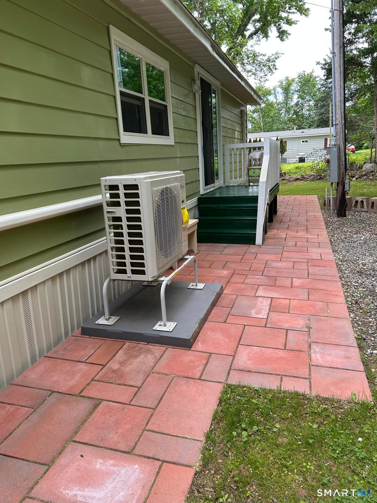11 Eastview Road Southington, CT 06489 - Photo 13 of 17