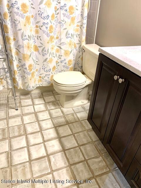 8 Green Valley Road Staten Island, NY 10312 - Photo 15 of 26 IMG_2661