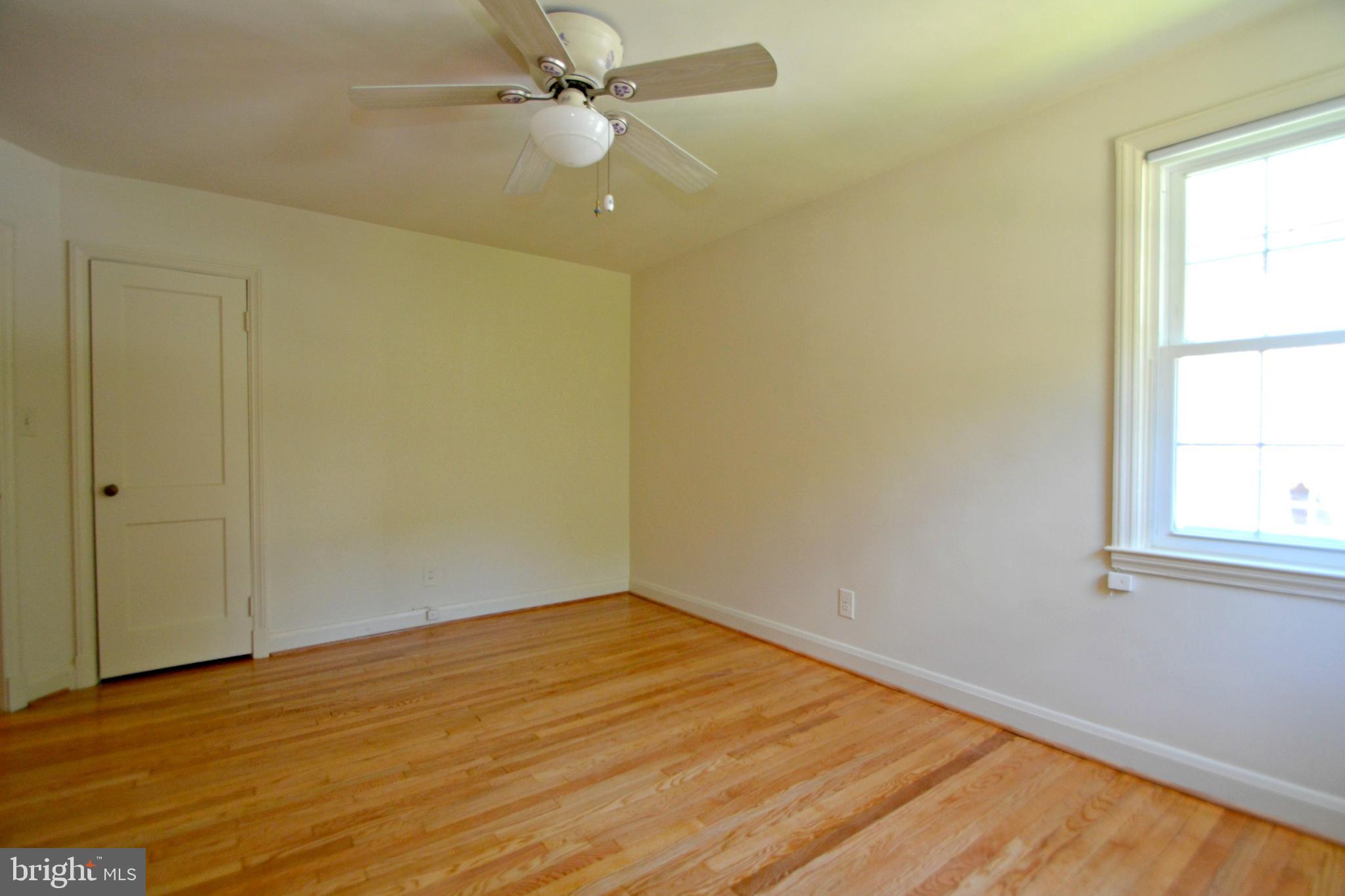 6156 Regent Park Road Baltimore, MD 21228 - Photo 16 of 30 Bedroom