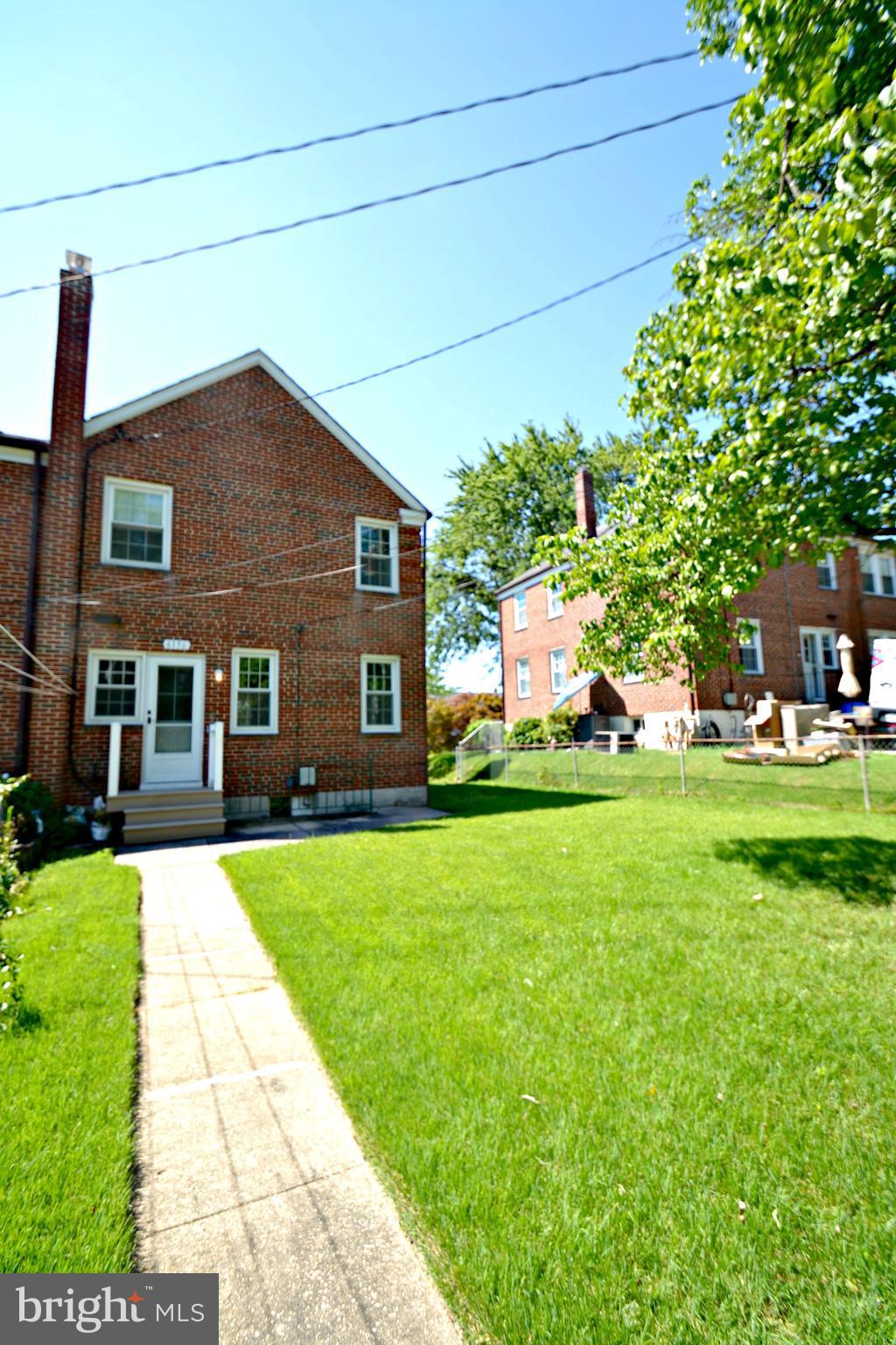 6156 Regent Park Road Baltimore, MD 21228 - Photo 27 of 30 Exterior rear