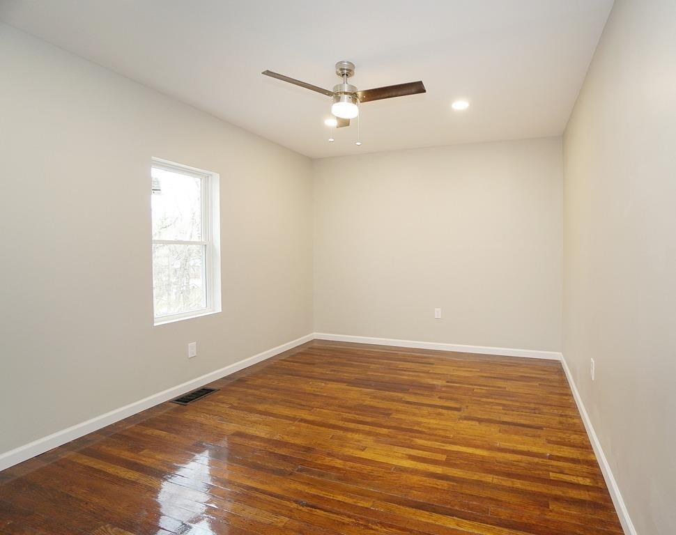 243 Ridgeway Road Cincinnati, OH 45216 - Photo 14 of 26