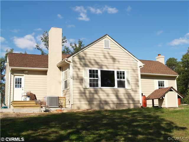 8350 Old Roxbury Road Quinton, VA 23141 - Photo 2 of 9 Exterior Back - Rear View - 8350 Old Roxbury Rd.,
