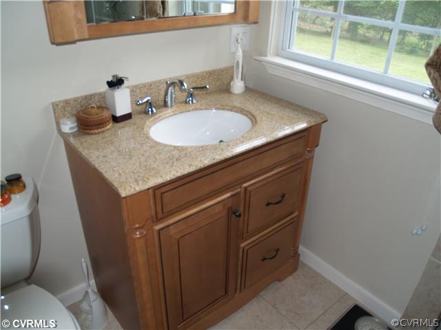 8350 Old Roxbury Road Quinton, VA 23141 - Photo 8 of 9 Master Bath - Bathroom