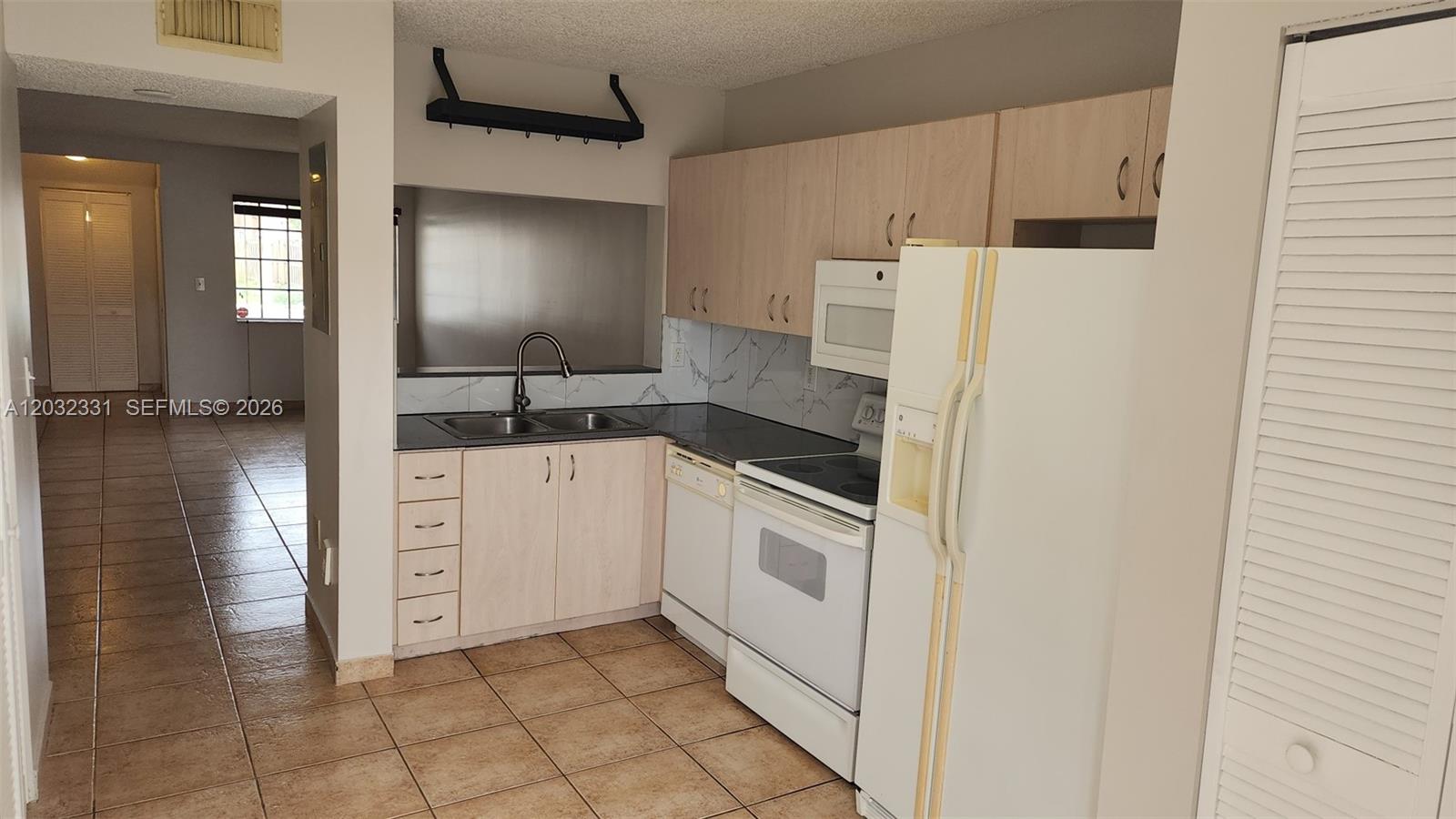 6416 Southwest 131st Path, Unit 1705 Miami, FL 33183 - Photo 5 of 29