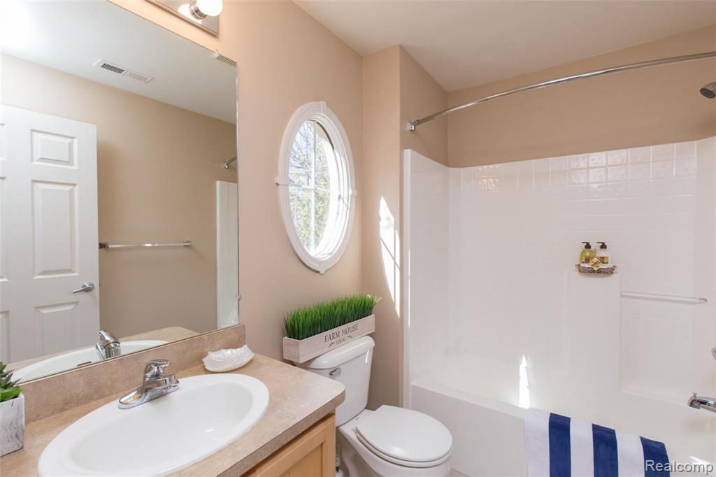 3153 Asher Road Ann Arbor, MI 48104 - Photo 23 of 32