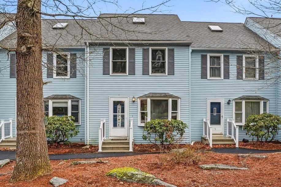 14 Milford Road, Unit 4 Grafton, MA 01560 - Photo 2 of 41