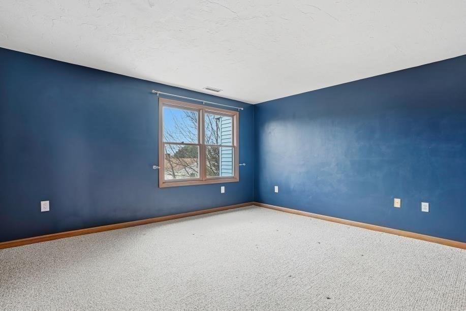 14 Milford Road, Unit 4 Grafton, MA 01560 - Photo 21 of 41