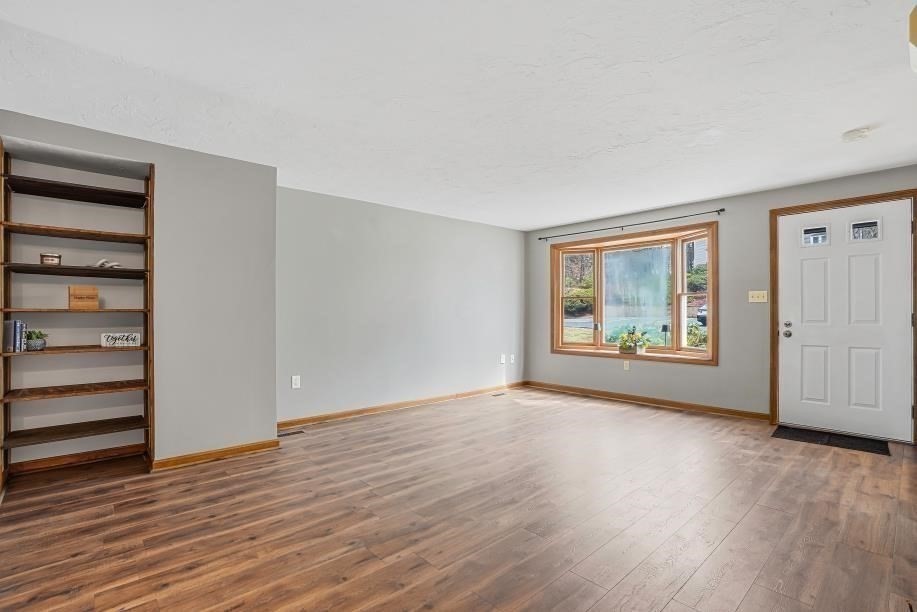 14 Milford Road, Unit 4 Grafton, MA 01560 - Photo 10 of 41