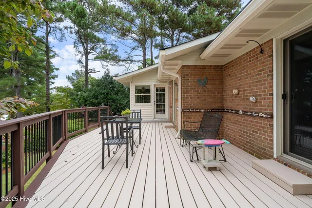 $570,000 | 114 Cobblestone Court, West End, NC 27376