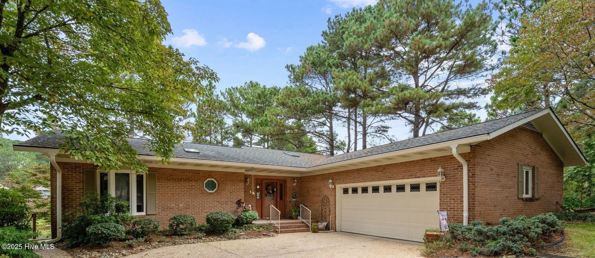 114 Cobblestone Court West End, NC 27376 - Photo 2 of 43 29-web-or-mls-DSC03408 2