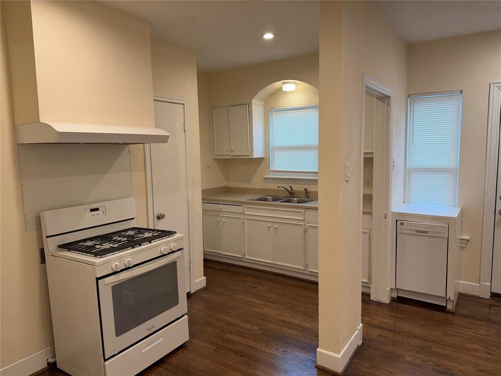 522 Cameron Avenue Dallas, TX 75223 - Photo 4 of 8