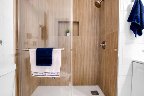 $220,000 | 8799 Bella Vista Drive, Unit 2780, Boca Raton, FL 33433