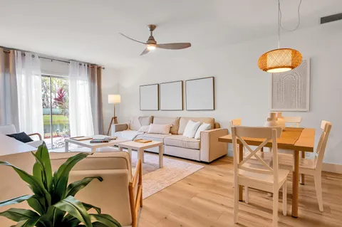 $220,000 | 8799 Bella Vista Drive, Unit 2780, Boca Raton, FL 33433