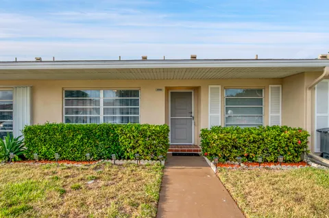 $220,000 | 8799 Bella Vista Drive, Unit 2780, Boca Raton, FL 33433