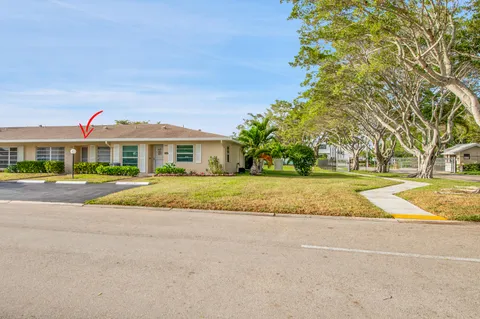 $220,000 | 8799 Bella Vista Drive, Unit 2780, Boca Raton, FL 33433