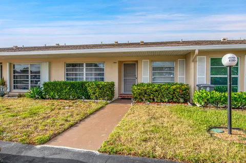 $220,000 | 8799 Bella Vista Drive, Unit 2780, Boca Raton, FL 33433
