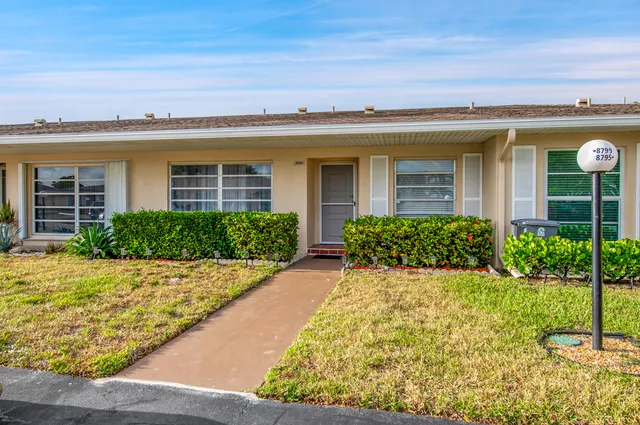 $220,000 | 8799 Bella Vista Drive, Unit 2780, Boca Raton, FL 33433