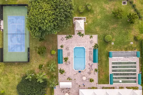 $220,000 | 8799 Bella Vista Drive, Unit 2780, Boca Raton, FL 33433