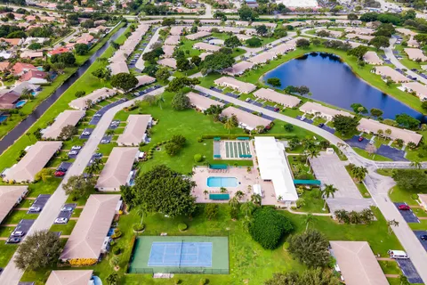 $220,000 | 8799 Bella Vista Drive, Unit 2780, Boca Raton, FL 33433